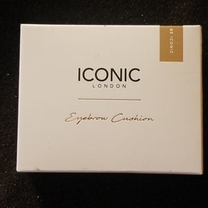 Iconic London eyebrow cushion in medium